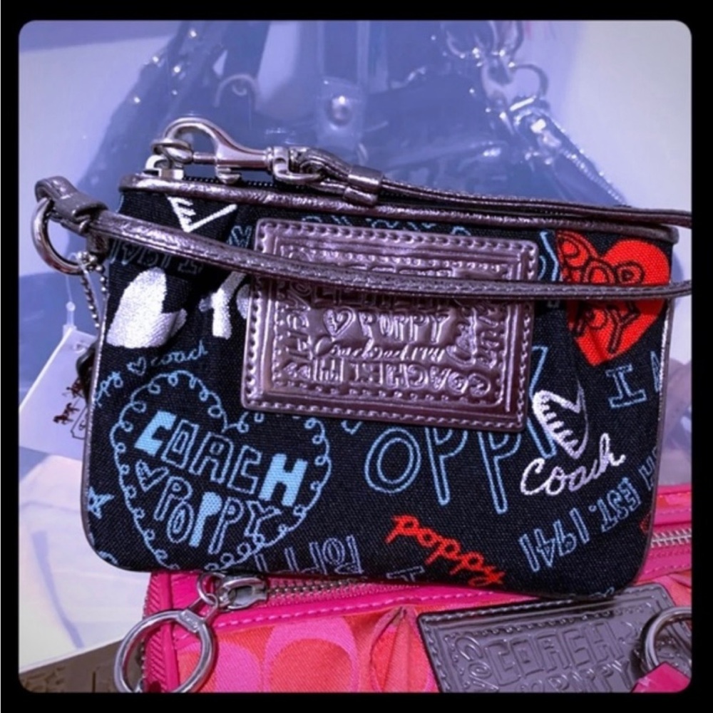 SOLD Coach 5pc NWT graffiti glam zippy wallet set - Picture 9 of 12